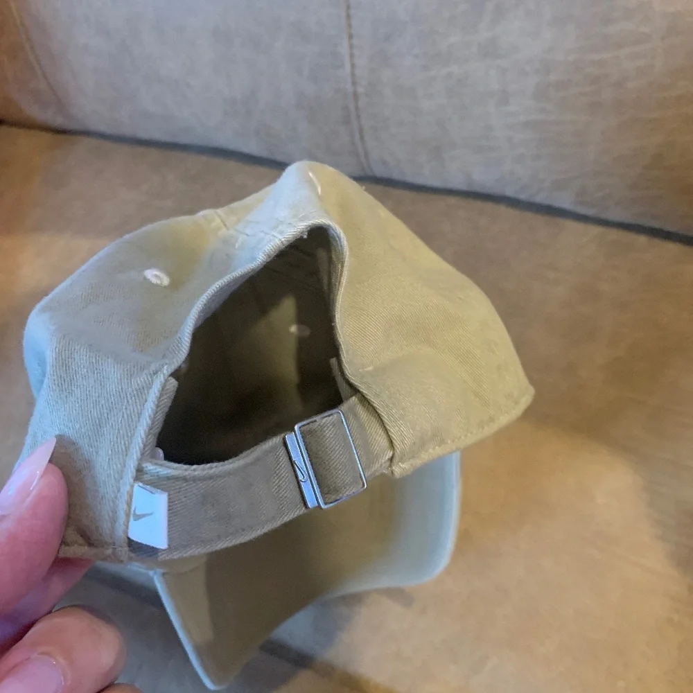 Nike Tan Hat